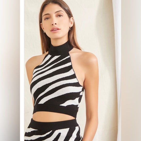 Zebra sweater knit set / mini skirt & halter top - Picture 2 of 6